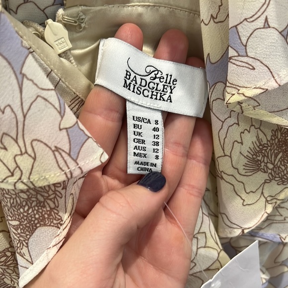 Belle Badgley Mischa Naty V-neck Ruffle Dress - Picture 4 of 5